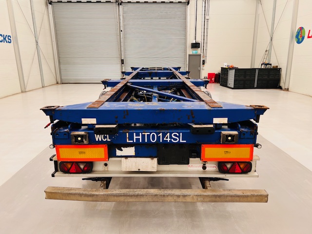 Montracon Tri Axle Sliding Skeletal Trailer BPW