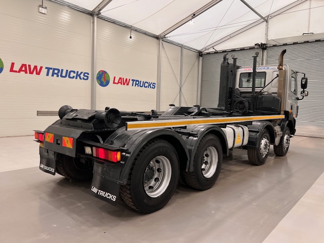 DAF CF85 410 8×4 Day Cab Hookloader Manual