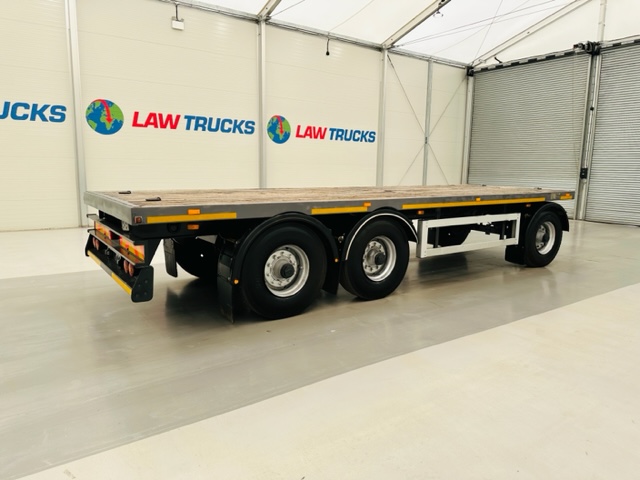 Fruehauf  Tri Axle Flatbed Drawbar Trailer