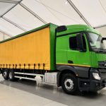 Mercedes Actros 2536 6×2 Sleeper Cab Curtainsider - thumbnail