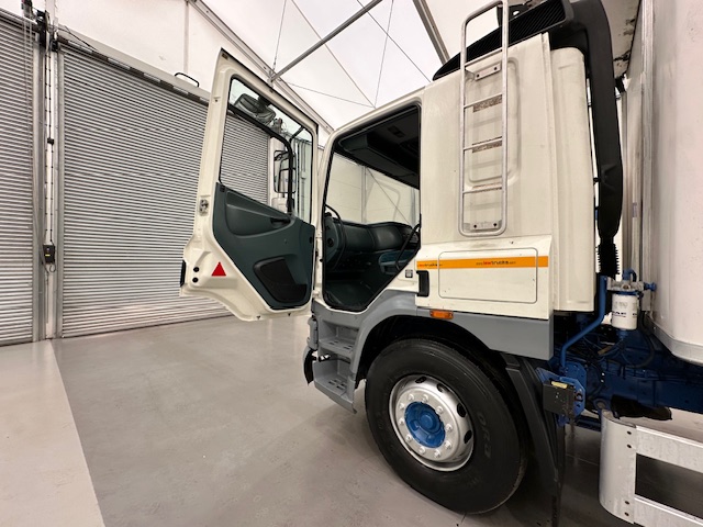 DAF CF65 220 Sleeper Cab Fridge Box