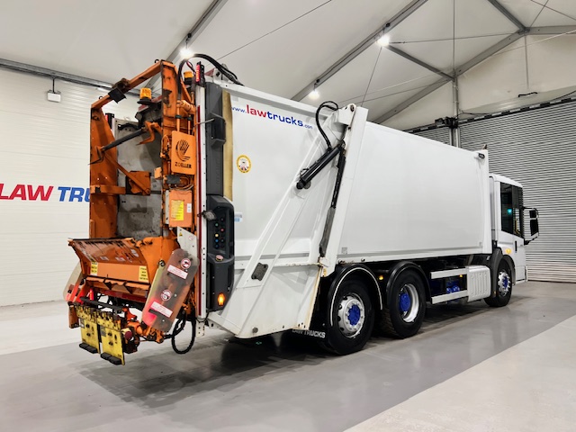 Mercedes Econic 2630 6×2 Refuse Bin Lorry