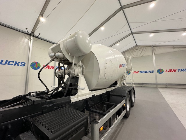 Volvo FM 330 6×4 Day Cab Cement Mixer