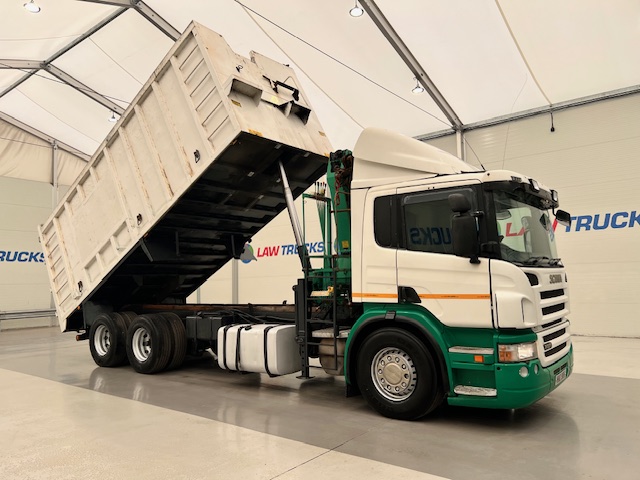 Scania P270 10 Tyre Day Cab Bulk Tipper with Crane