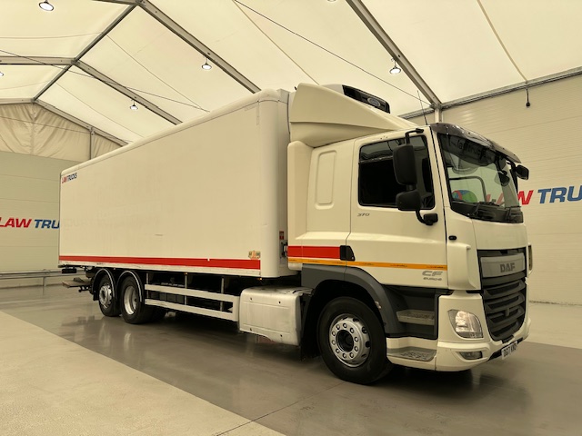 DAF CF 370 6×2 Sleeper Cab Fridge Box