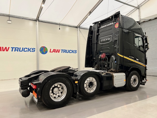 Volvo FH16 750 6×2 Midlift Tractor Unit