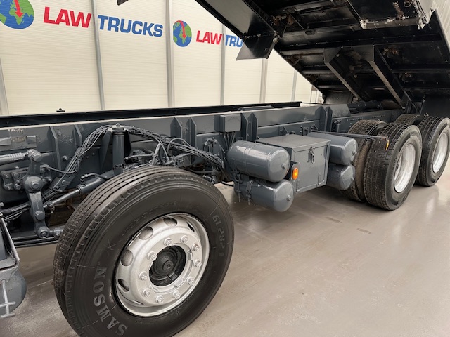 Scania P400 8×4 Day Cab Bulk Tipper Manual