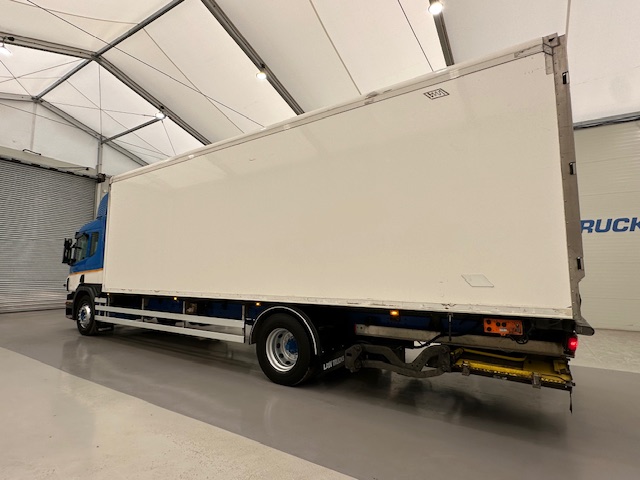 Scania P250 4×2 Sleeper Cab Fridge Box