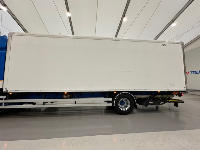 Scania P250 4×2 Sleeper Cab Fridge Box