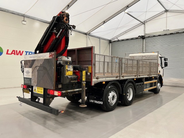 Renault C320 6×2 Day Cab Dropside with Crane