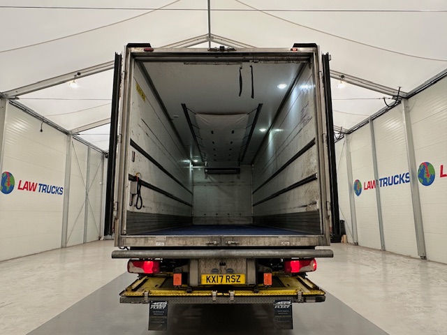 Scania P250 4×2 Sleeper Cab Fridge Box