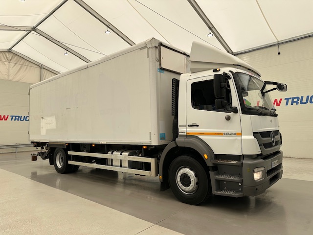 Mercedes Axor 1824 Day Cab Box Van