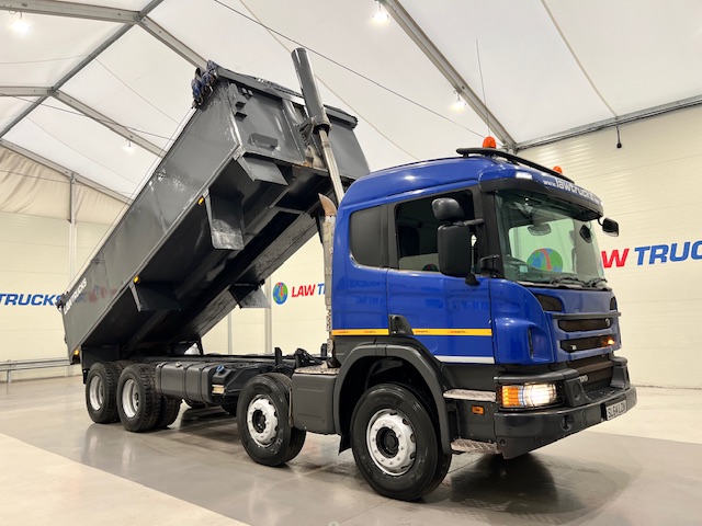 Scania P370 8×4 Sleeper Cab Tipper Manual