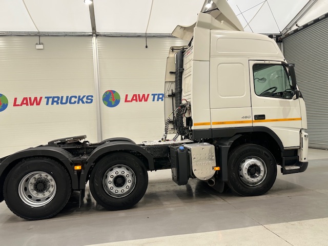 Volvo FM 450 6×2 Midlift Tractor Unit