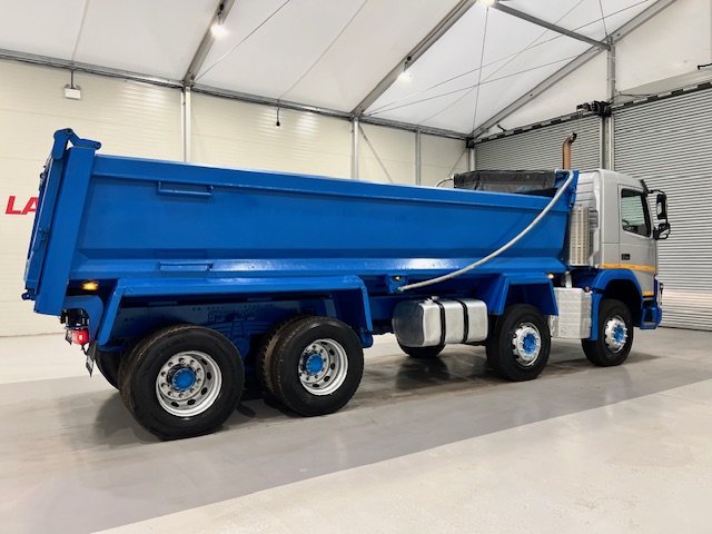 Volvo FMX 410 8×4 Day Cab Steel Tipper