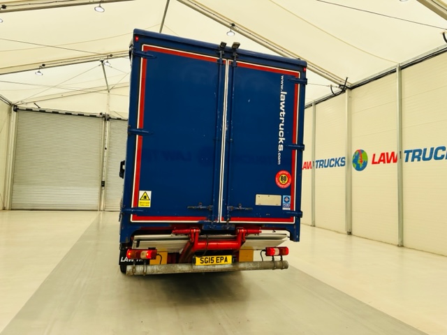 Mercedes Actros 1824 Day Cab Curtainsider