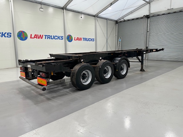 Dennison Tri Axle Sliding Skeletal Trailer BPW