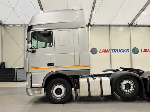 DAF XF105 460 6×2 Super Space Cab Tractor Unit