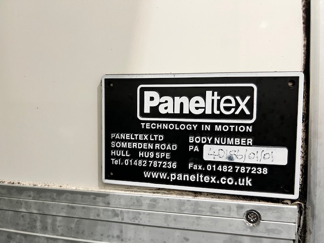 DAF CF 260 4×2 Day Cab Fridge Box