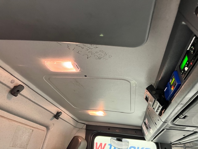 Scania P280 6×2 Rear Lift Day Cab Fridge Box