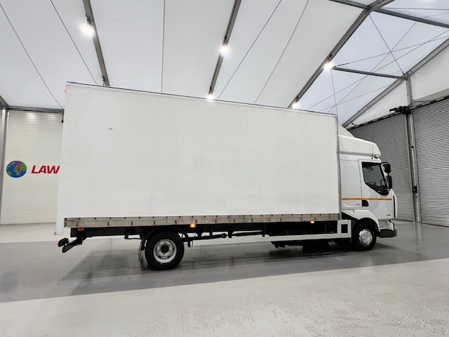 Renault Midlum 190 Sleeper Cab Box Van