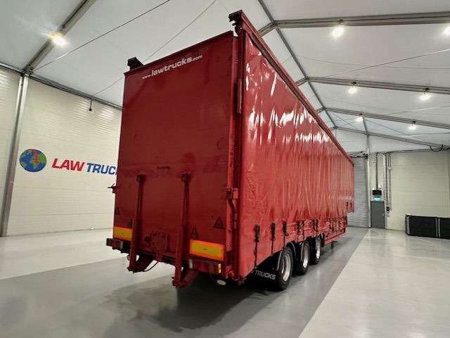 Kerbaid Miles Nunn Tri Axle Stepframe Enclosed Lowloader