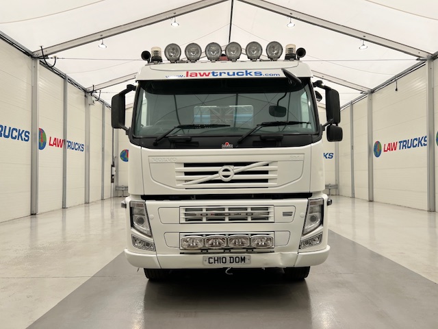 Volvo FM 460 8×4 Steel Tipper Grab
