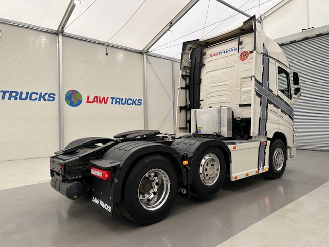 Volvo FH 500 6×2 Midlift Tractor Unit PTO