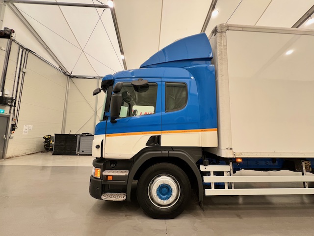 Scania P250 4×2 Sleeper Cab Fridge Box