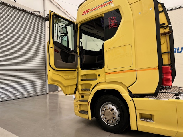 Scania S450 6×2 Midlift Highline Tractor Unit