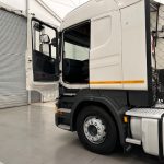 Scania R450 6×2 Rear Lift Highline Tractor Unit PTO - thumbnail