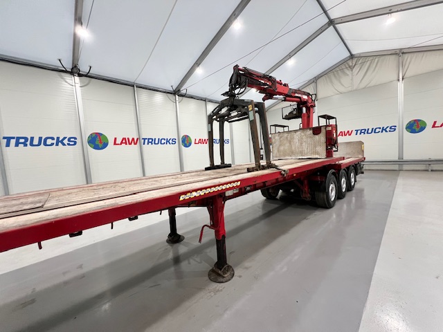 Corus Tri Axle Flatbed Brick Grab Trailer