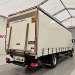 MAN TGM 18.250 4×2 Sleeper Cab Curtainsider - thumbnail