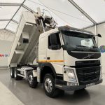 Volvo FM 410 8×4 Sleeper Cab Tar Spec Tipper - thumbnail
