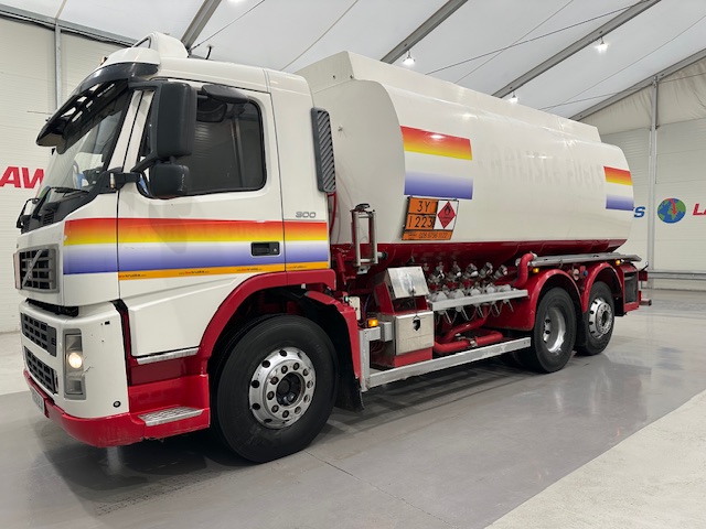Volvo FM 300 6×2 20,000 Litre Fuel Tanker
