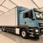 MAN TGS 26.320 6×2 Sleeper Cab Insulated Box Van - thumbnail
