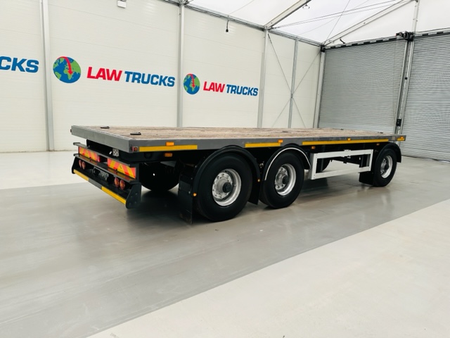 Fruehauf  Tri Axle Flatbed Drawbar Trailer