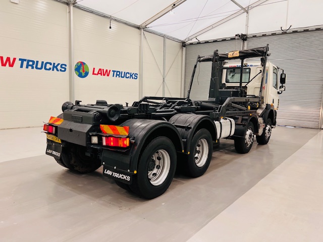 DAF CF85 360 8×4 Day Cab Hookloader Manual