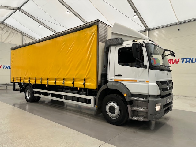 Mercedes Axor 1824 Day Cab Curtainsider Manual