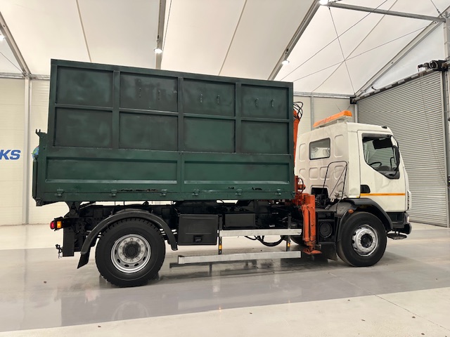 DAF LF55 220 4×2 Steel Tipper Grab Manual