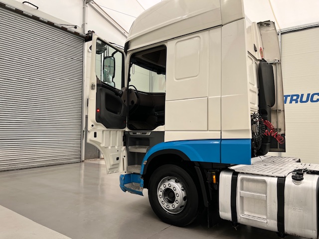 DAF XF 480 6×2 Midlift Tractor Unit