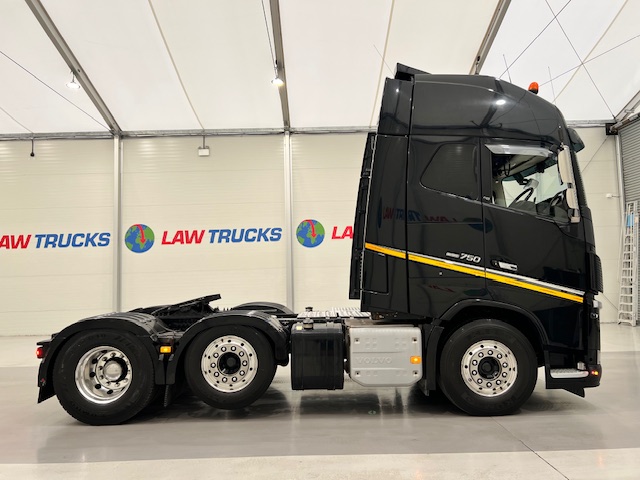 Volvo FH16 750 6×2 Midlift Tractor Unit