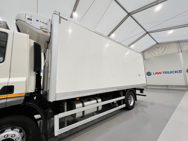 DAF CF 260 4×2 Day Cab Fridge Box