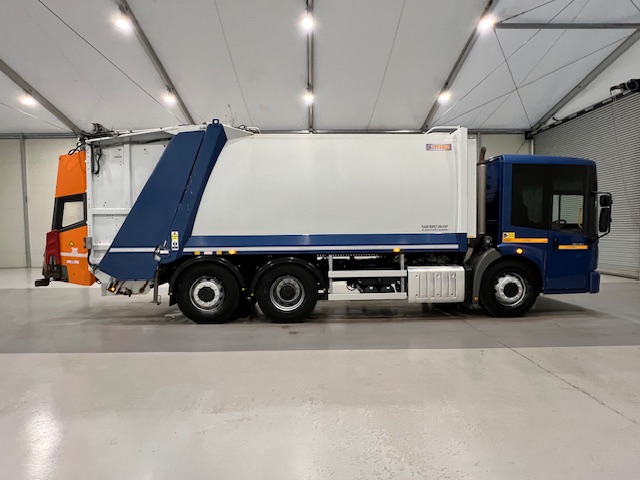 Mercedes Econic 2630 6×2 Refuse Bin Lorry