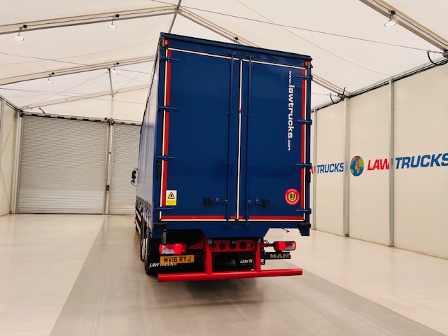 MAN TGS 26.340 6×2 Rear Steer Curtainsider