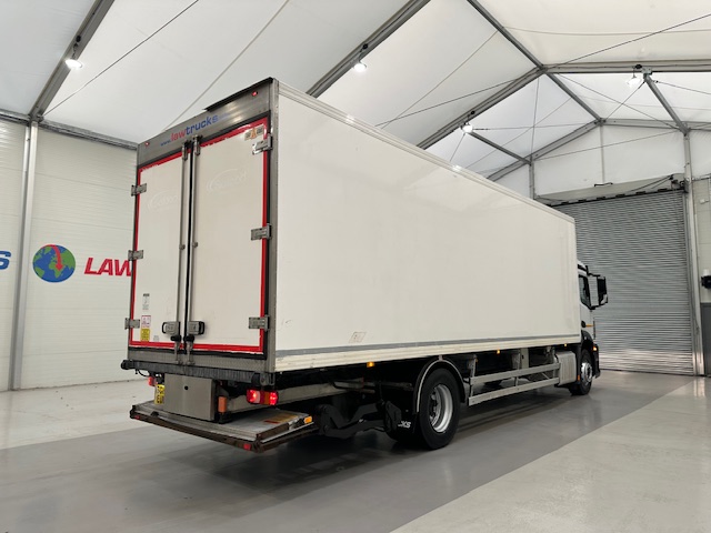 Mercedes Antos 1827 Day Cab Fridge Box