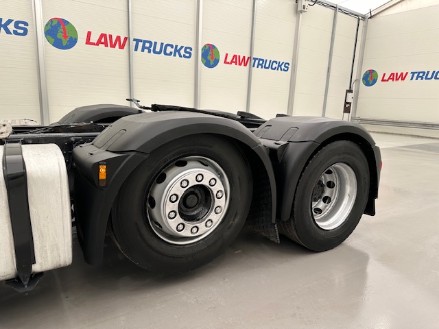 DAF CF 460 6×2 Midlift Tractor Unit
