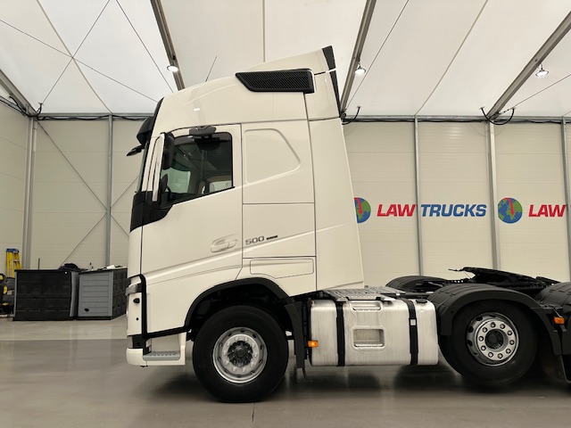 Volvo FH 500 6×2 Midlift Tractor Unit