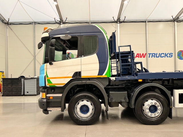 Scania P370 8×4 Sleeper Cab Skip Loader