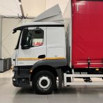 Mercedes Actros 1824 4×2 Sleeper Cab Curtainsider - thumbnail